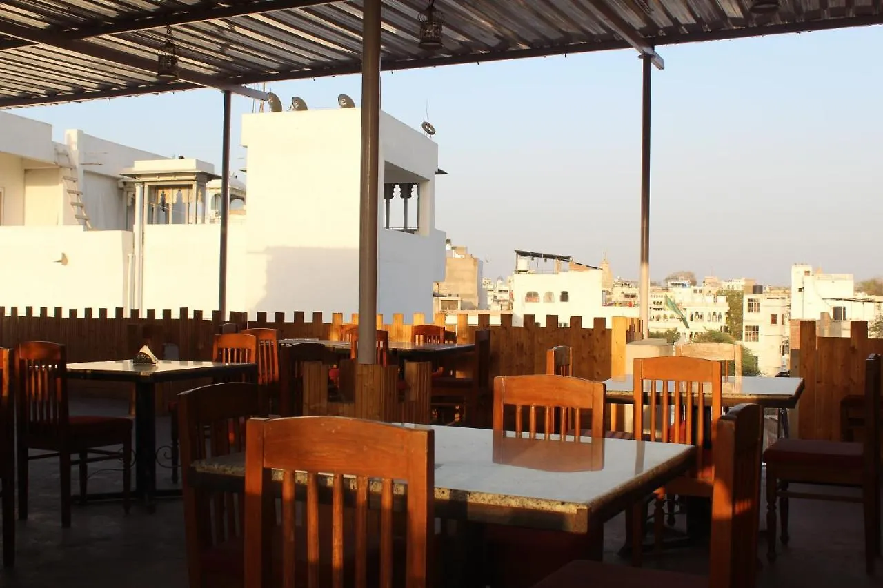 Hotel Heritage High Udaipur