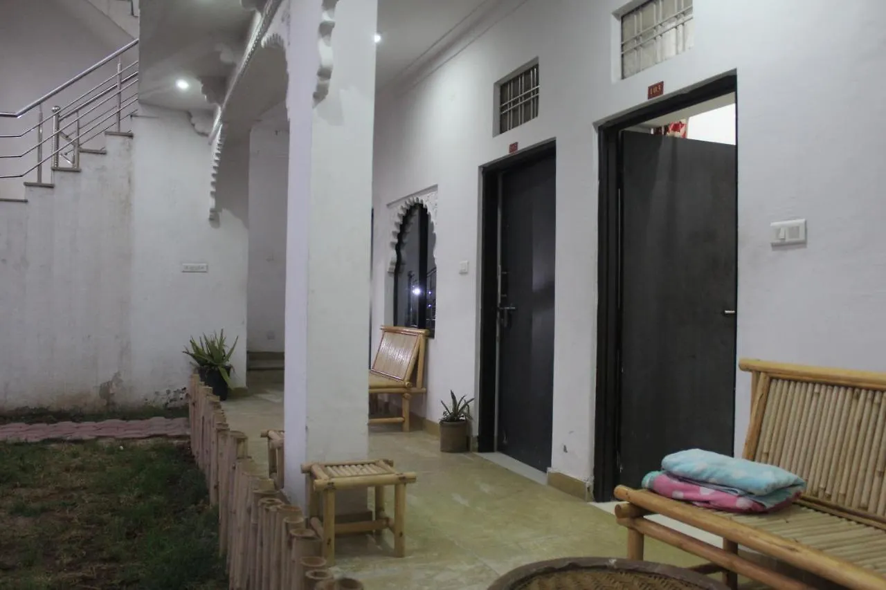Hotel Heritage High Udaipur